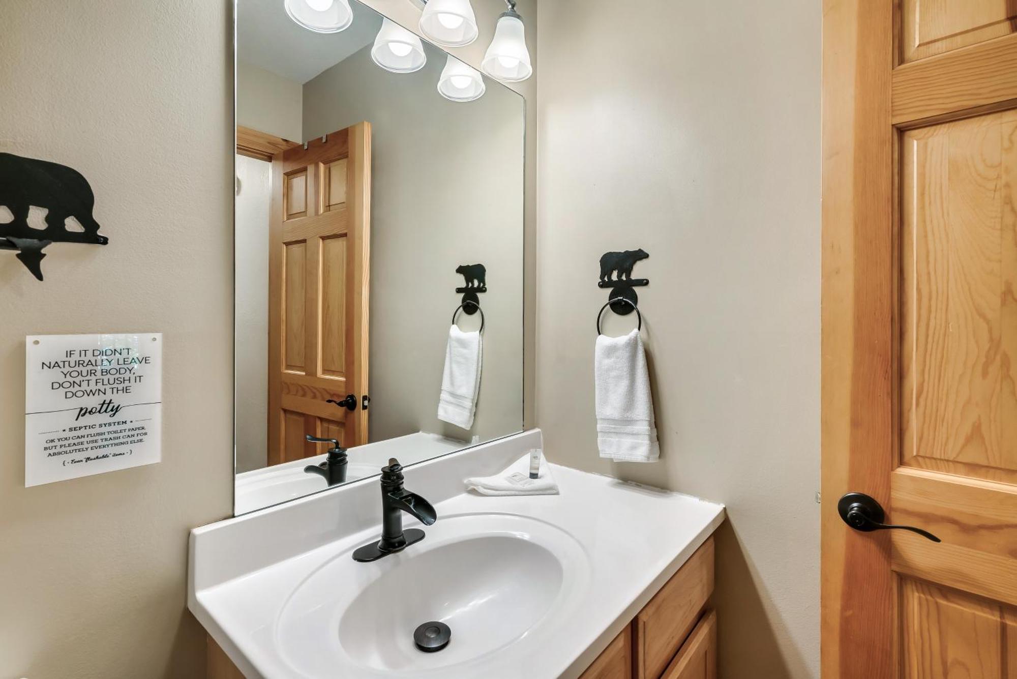 Peaceful Family Cabin With Hot Tub, Game Room, & More! Sevierville Zewnętrze zdjęcie